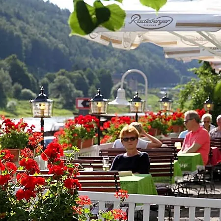 Elbhotel 3*