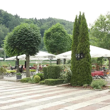 Elbhotel Hotel 3*